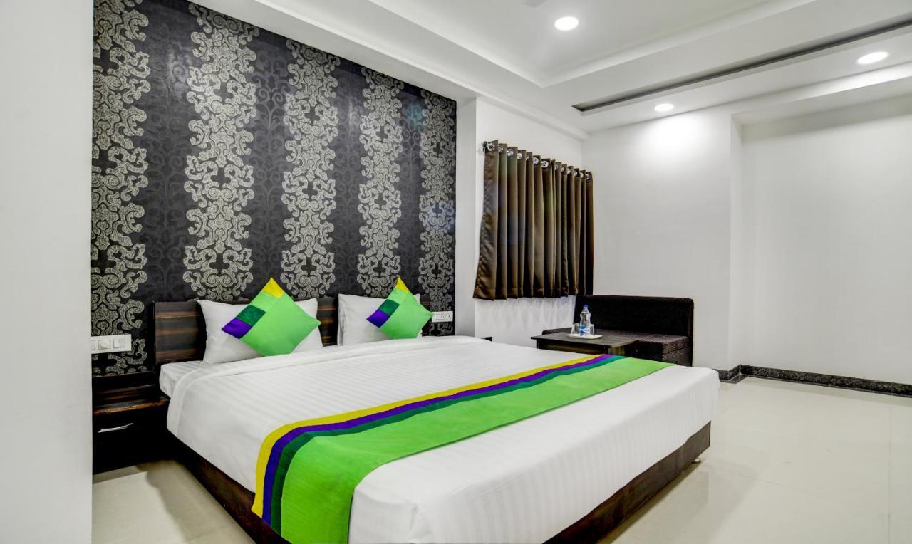 Treebo Grand Euro Pipliyahana Square Indore Exterior foto